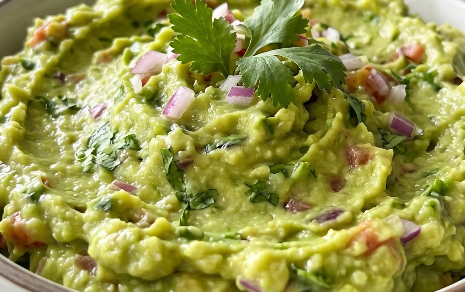 Easy 4 Ingredient Guacamole